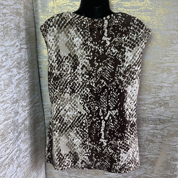 Jones&Co. Cowl Neck Sleeveless Snakeskin Blouse Size M - Picture 6 of 11